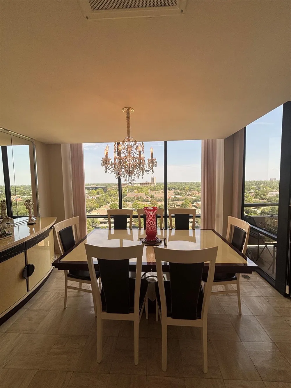 1111 Bering Drive #1205 Houston, TX 77057