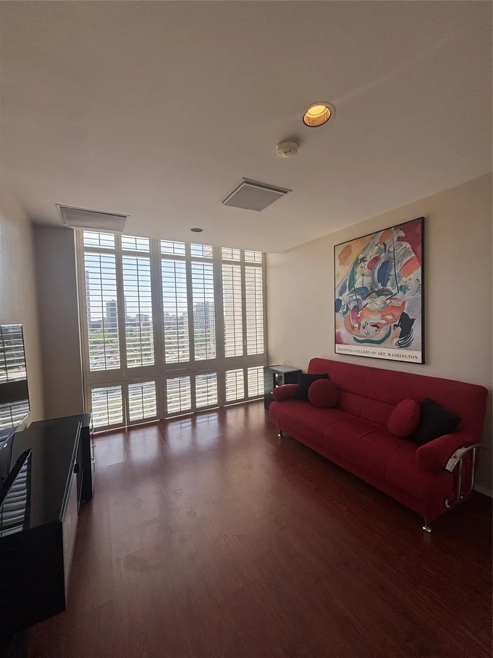 1111 Bering Drive #1205 Houston, TX 77057