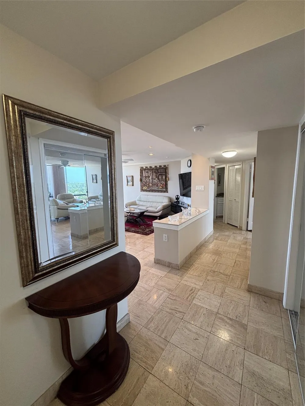 1111 Bering Drive #1205 Houston, TX 77057