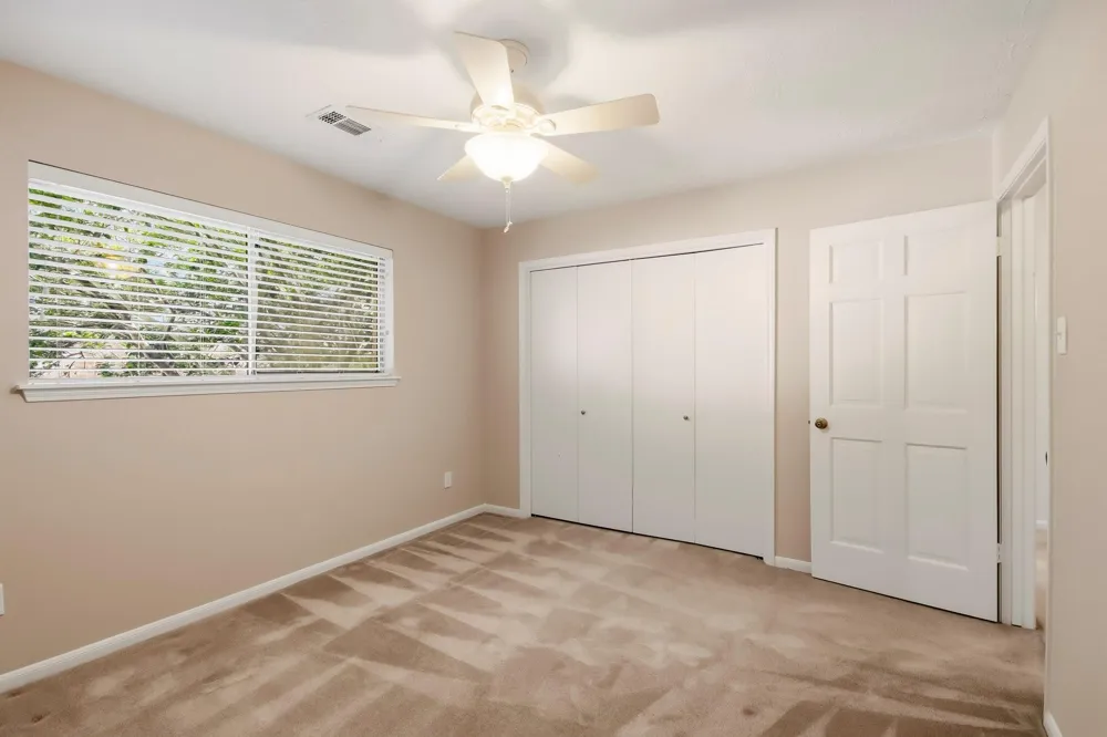3519 Oak Lake Drive Kingwood, TX 77339