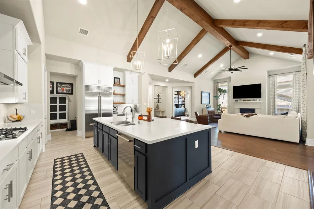 211 Evening Tide Way Conroe, TX 77318