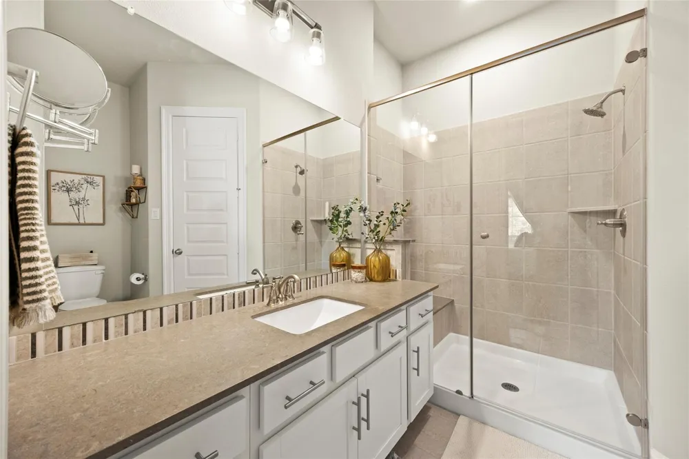 211 Evening Tide Way Conroe, TX 77318