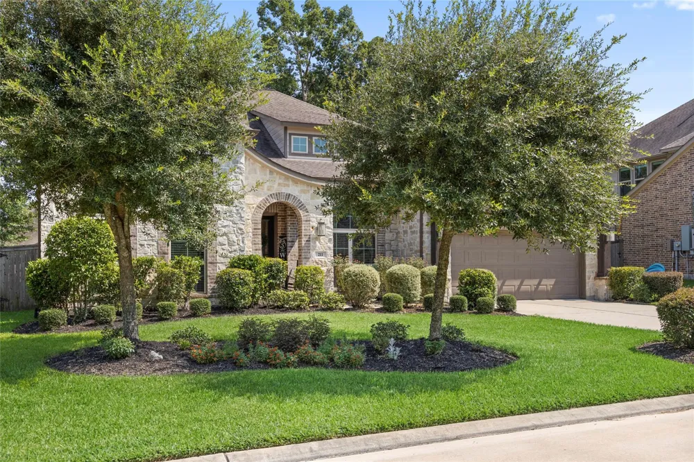 211 Evening Tide Way Conroe, TX 77318