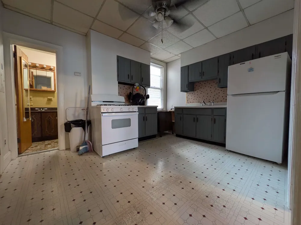 94 WEST 13TH ST Bayonne, NJ 07002