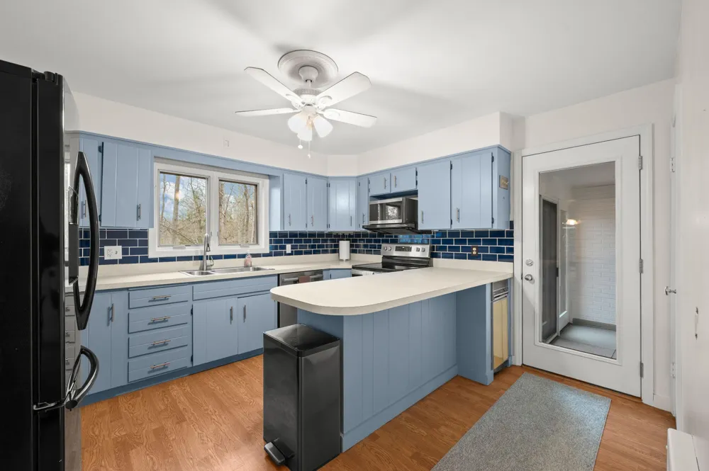 703 Comings Avenue St. Joseph, MI 49085