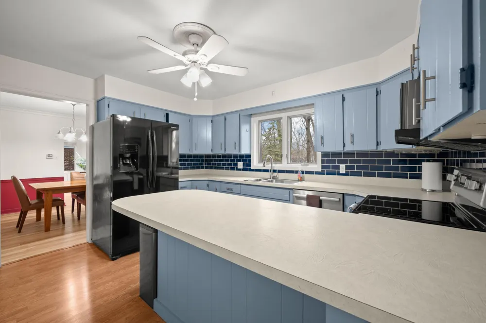 703 Comings Avenue St. Joseph, MI 49085