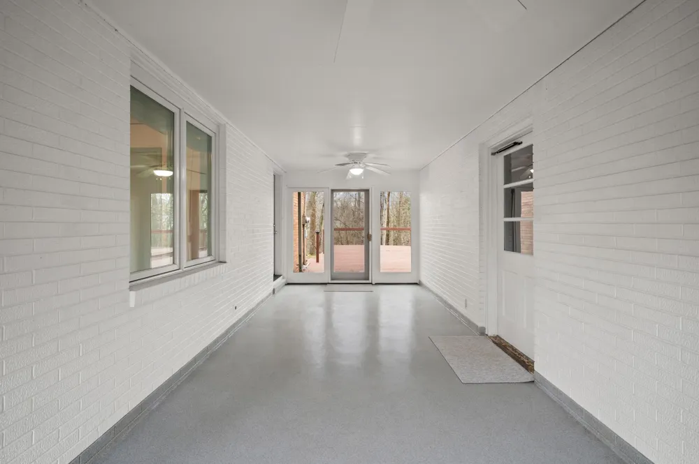 703 Comings Avenue St. Joseph, MI 49085