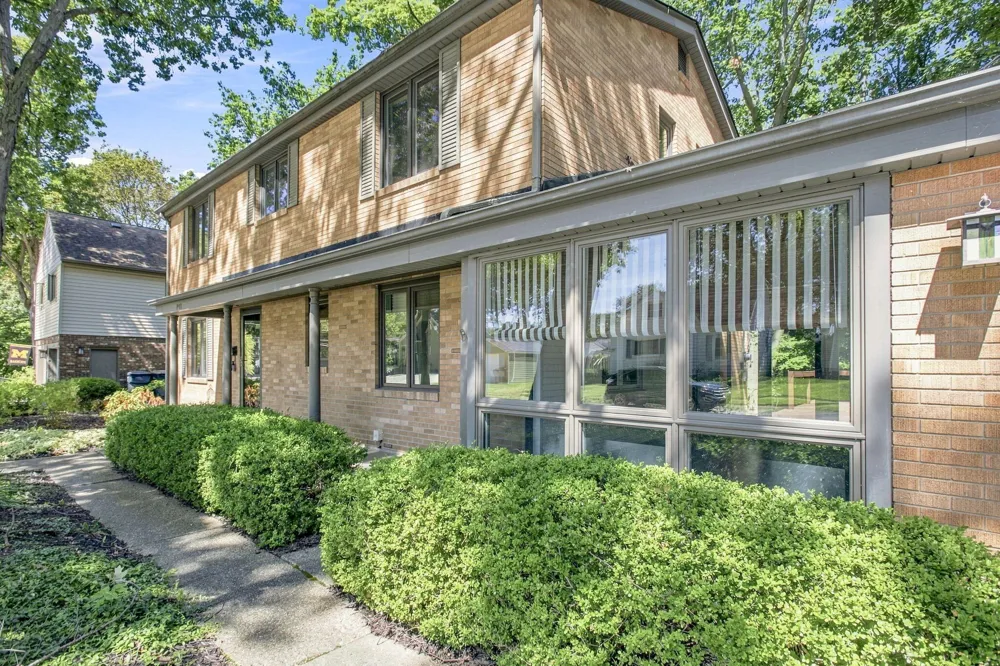 703 Comings Avenue St. Joseph, MI 49085