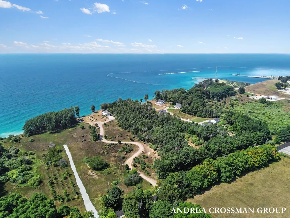 6493 W Bluewater Drive #1-7 Ludington, MI 49431