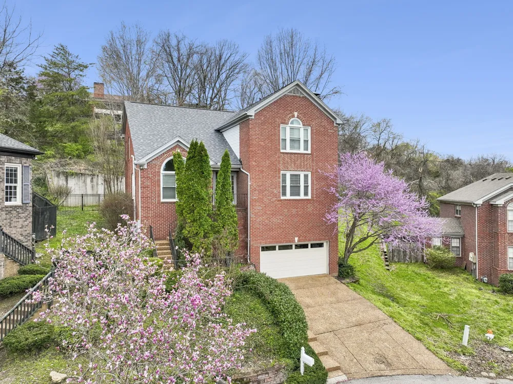 7313 S Colony Ct Nashville, TN 37221