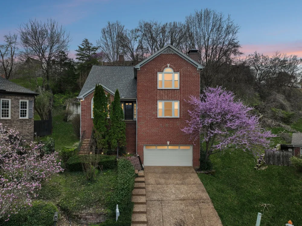 7313 S Colony Ct Nashville, TN 37221