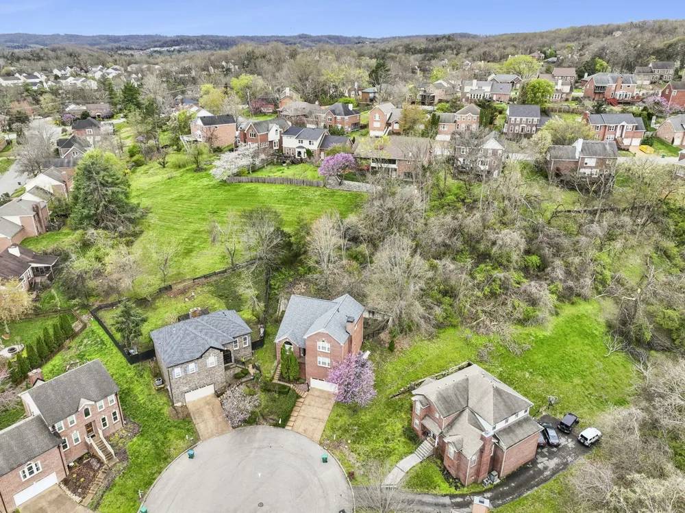 7313 S Colony Ct Nashville, TN 37221