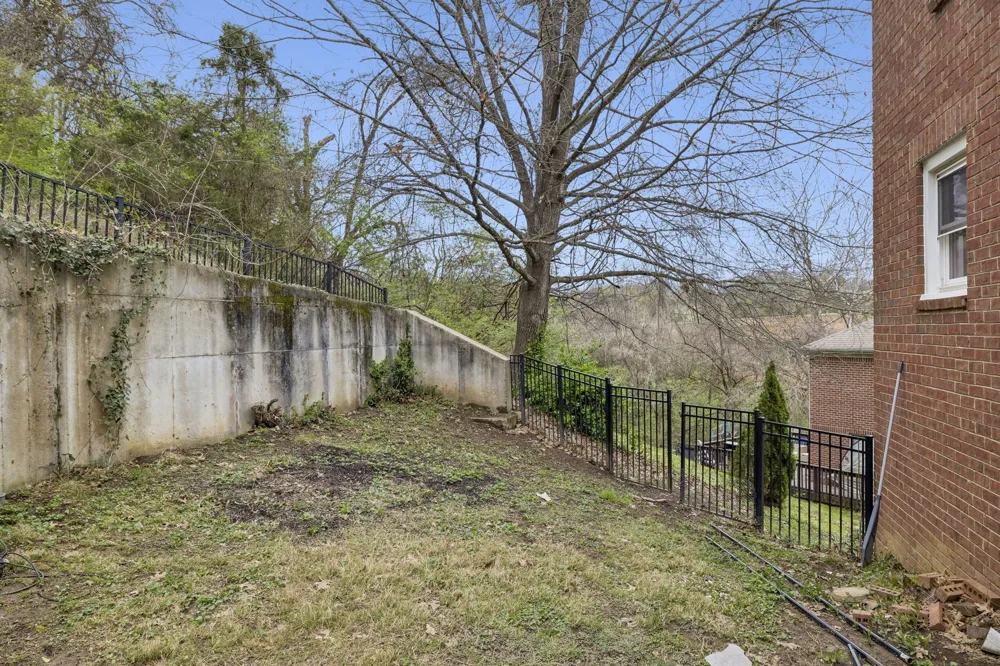 7313 S Colony Ct Nashville, TN 37221