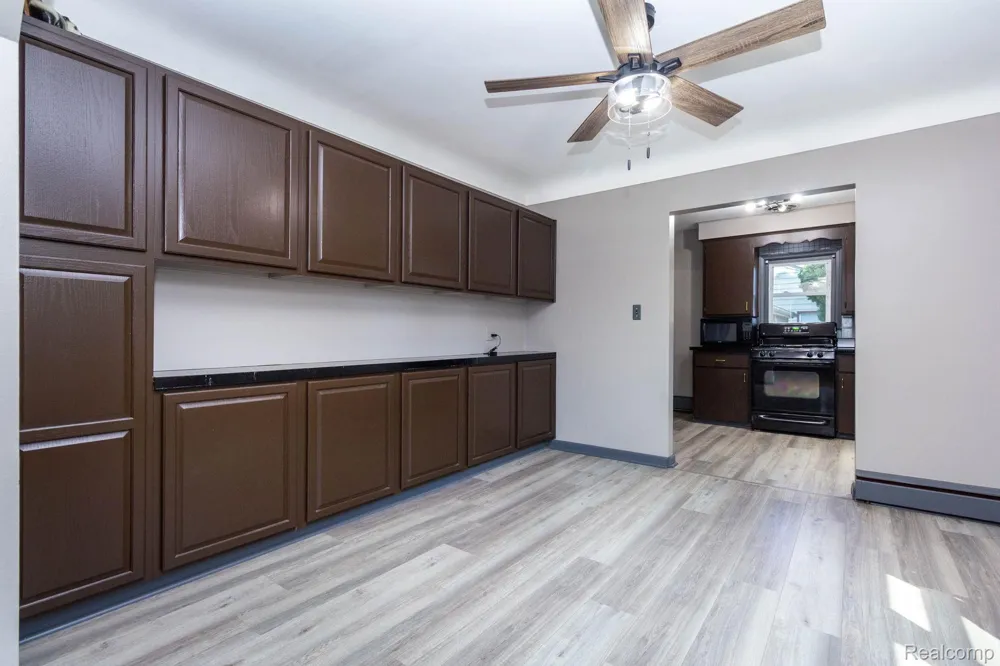 5555 Botsford Avenue Sterling Heights City, MI 48310