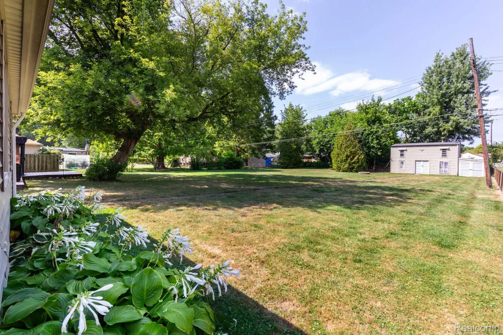5555 Botsford Avenue Sterling Heights City, MI 48310