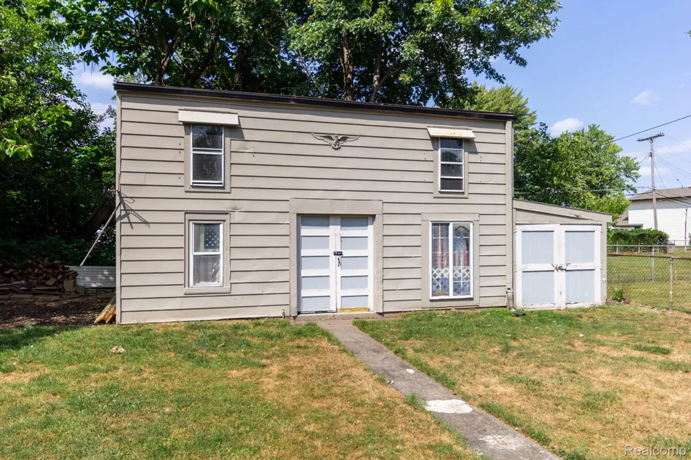 5555 Botsford Avenue Sterling Heights City, MI 48310