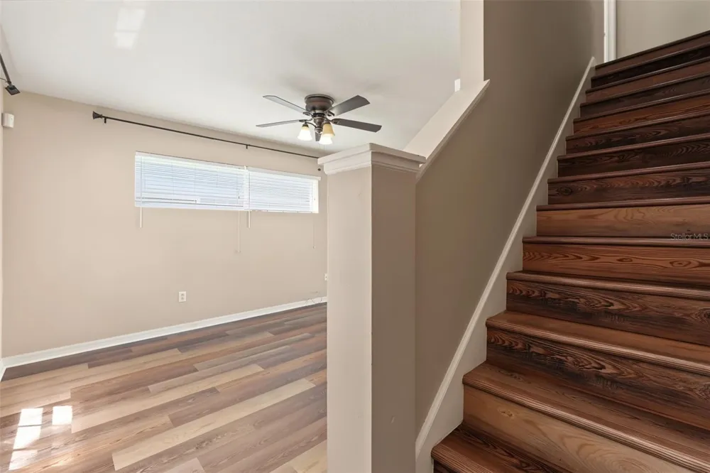 150 SAWTOOTH DRIVE Valrico, FL 33594