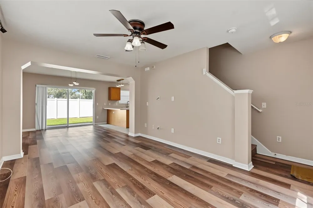 150 SAWTOOTH DRIVE Valrico, FL 33594