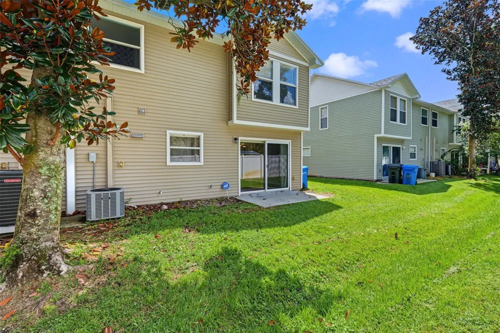 150 SAWTOOTH DRIVE Valrico, FL 33594