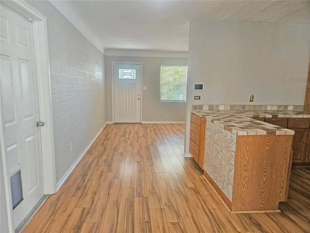 5360 25TH AVENUE St Petersburg, FL 33710