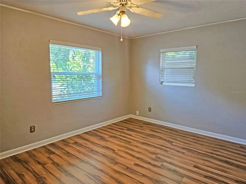 5360 25TH AVENUE St Petersburg, FL 33710