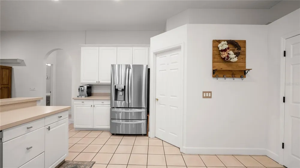 318 HAMILTON SHORES DRIVE NE Winter Haven, FL 33881
