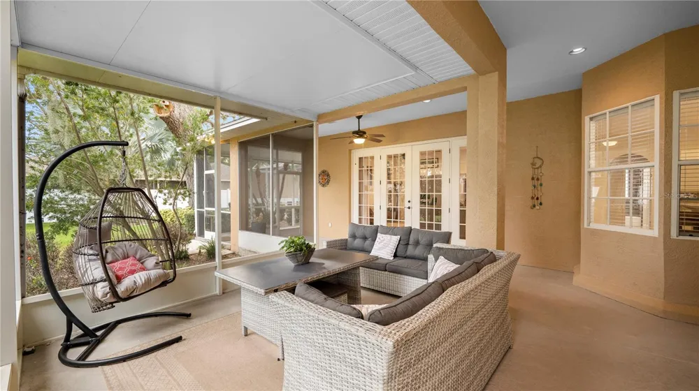318 HAMILTON SHORES DRIVE NE Winter Haven, FL 33881
