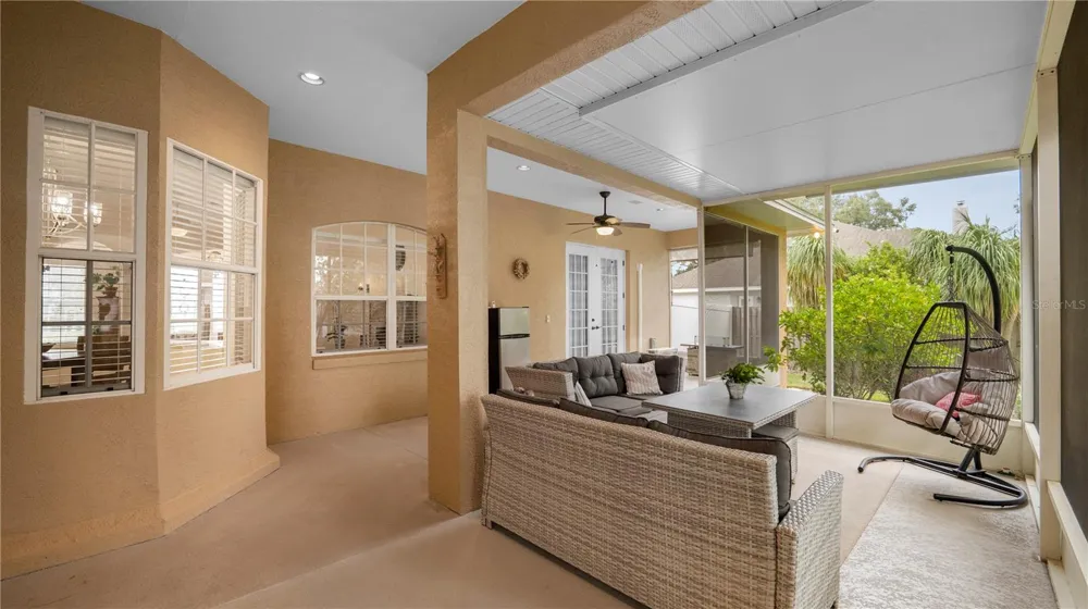 318 HAMILTON SHORES DRIVE NE Winter Haven, FL 33881