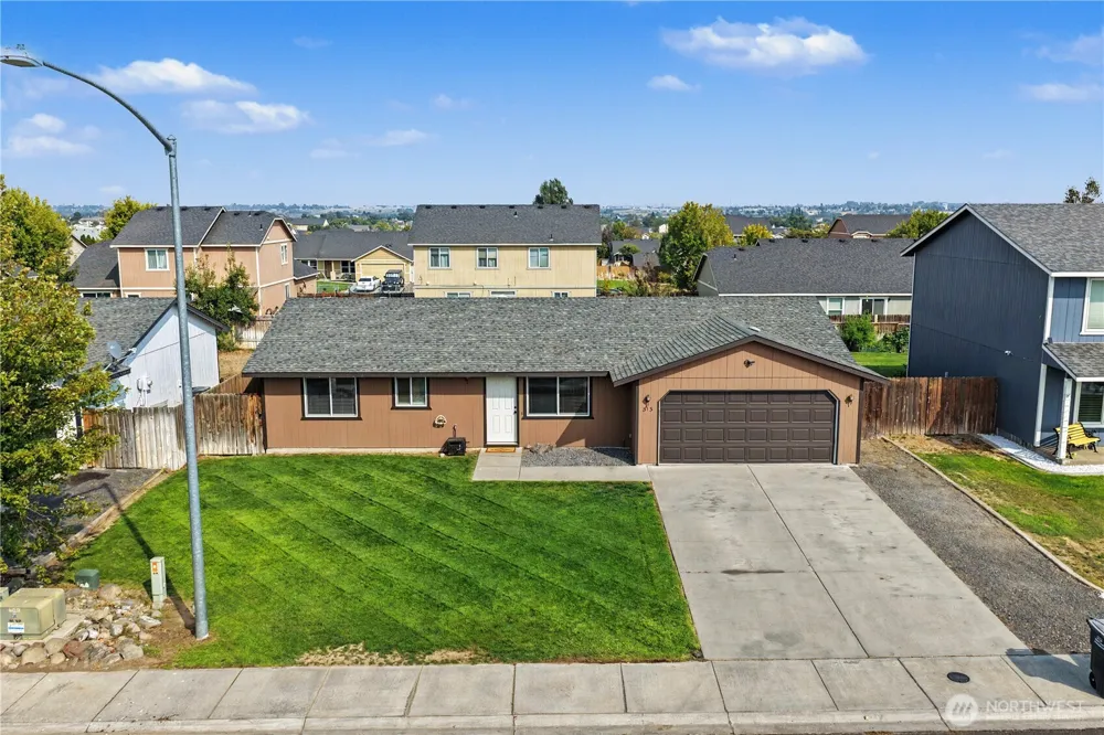 513 Monarch Street Moses Lake, WA 98837
