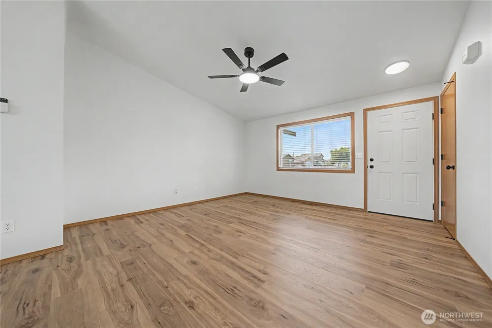 513 Monarch Street Moses Lake, WA 98837