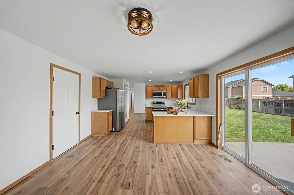 513 Monarch Street Moses Lake, WA 98837
