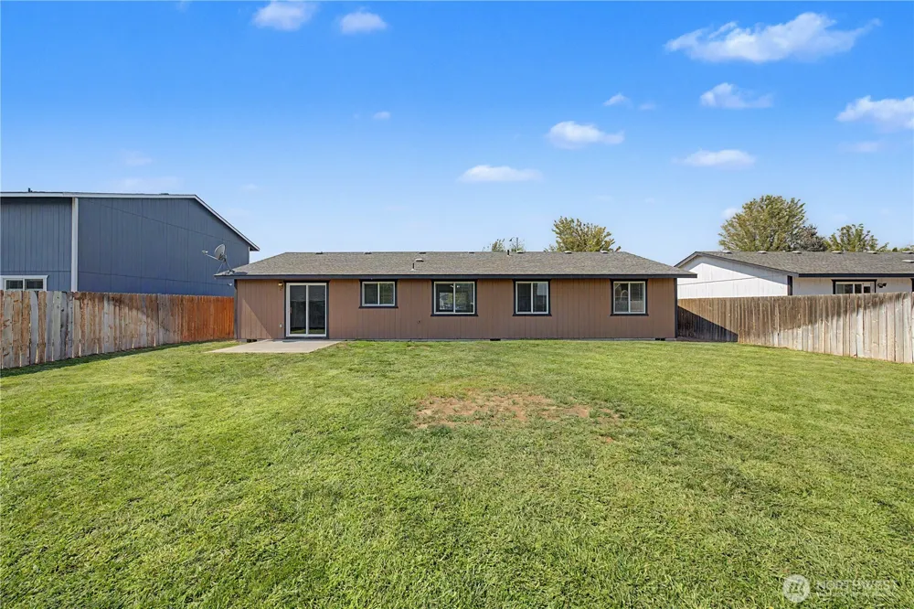 513 Monarch Street Moses Lake, WA 98837
