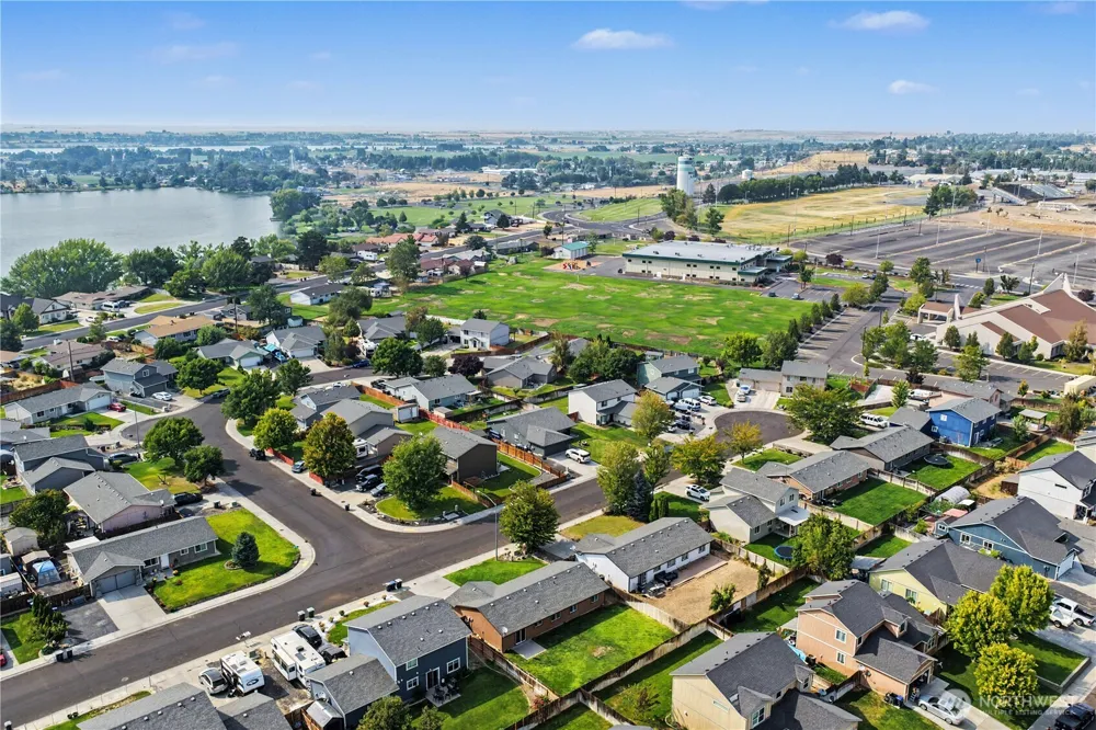 513 Monarch Street Moses Lake, WA 98837