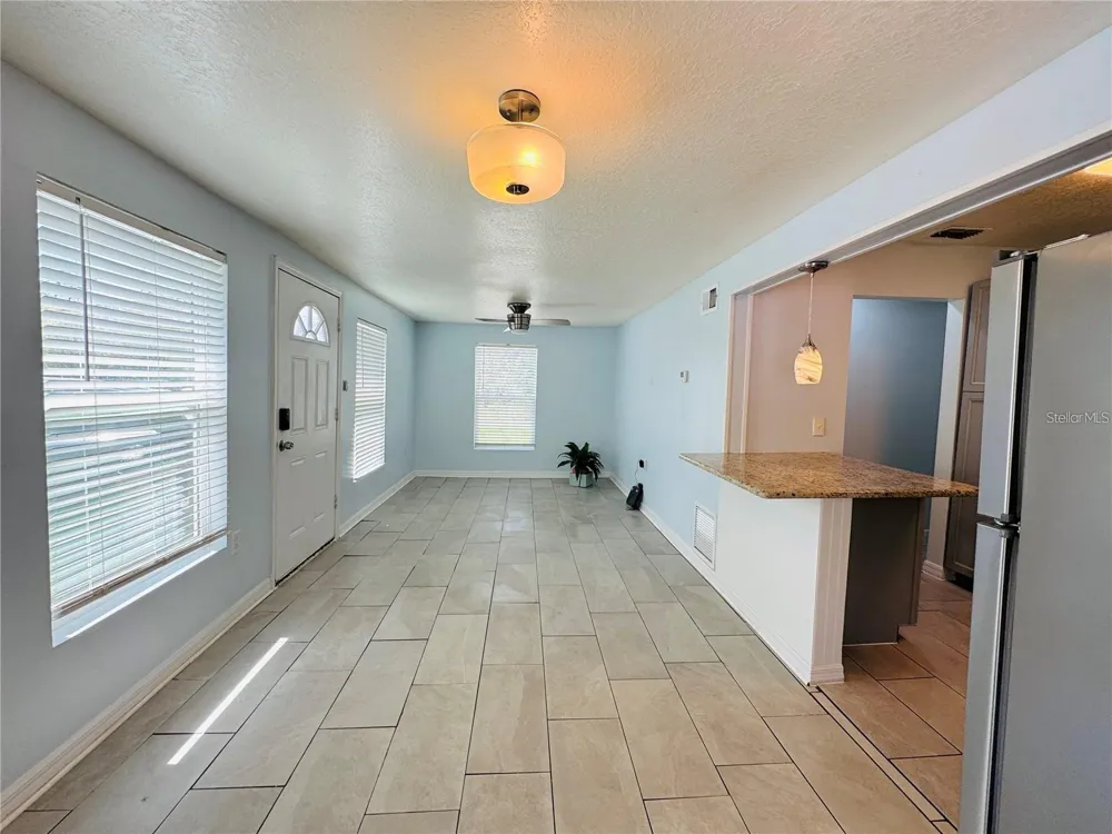 1683 FRICKE AVENUE Orlando, FL 32828
