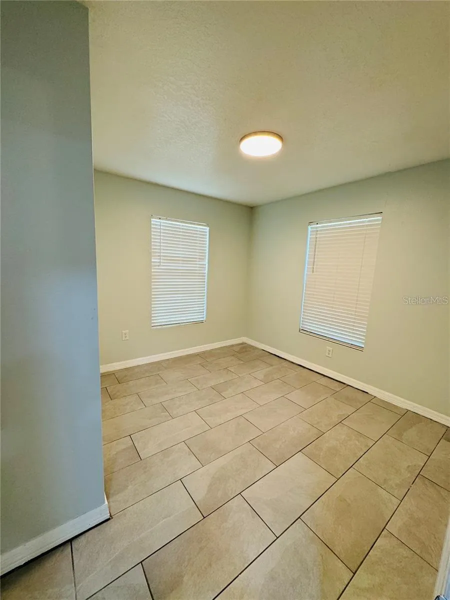1683 FRICKE AVENUE Orlando, FL 32828