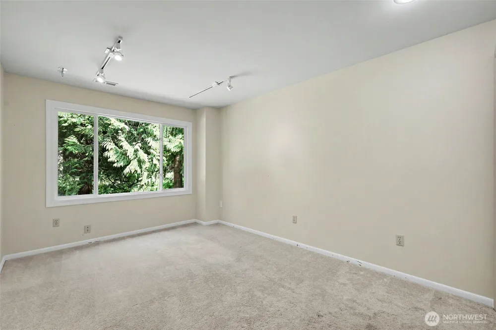 2235 Sahalee Drive E Sammamish, WA 98074