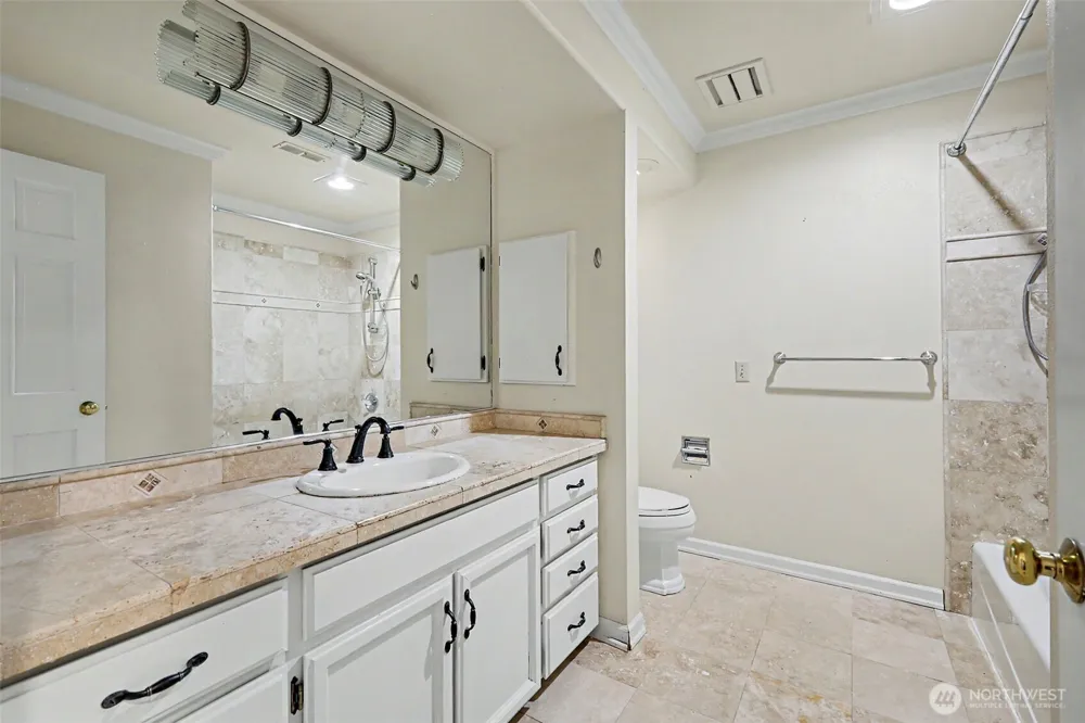 2235 Sahalee Drive E Sammamish, WA 98074