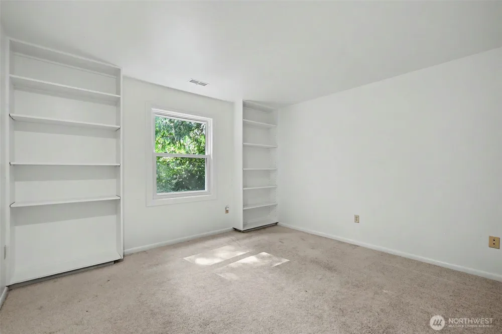 2235 Sahalee Drive E Sammamish, WA 98074