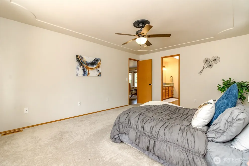 9120 Kelly Court NE Lacey, WA 98516