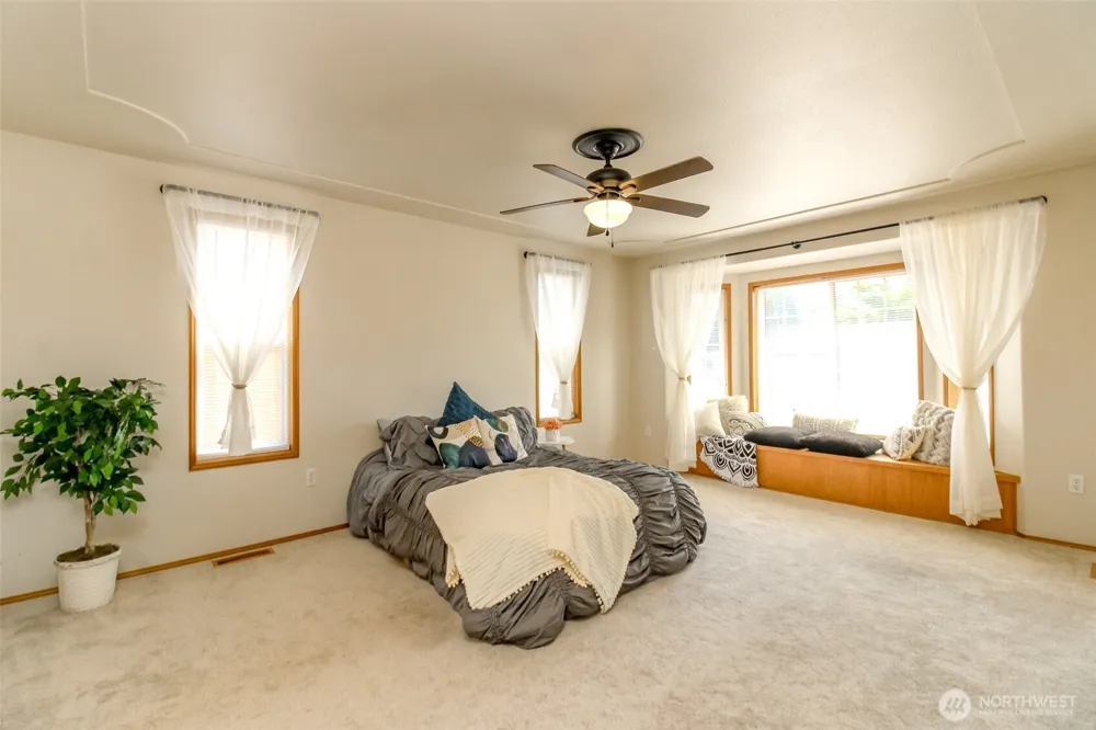 9120 Kelly Court NE Lacey, WA 98516