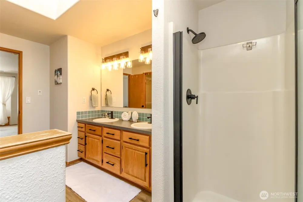 9120 Kelly Court NE Lacey, WA 98516