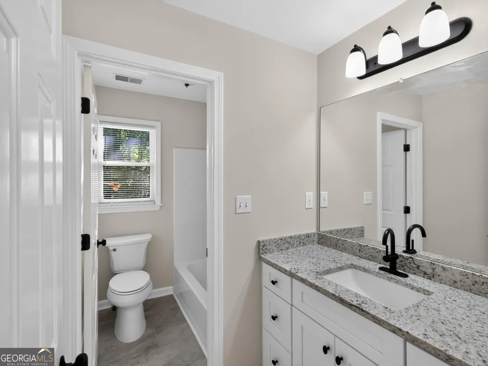 2240 Whispering Pines LN McDonough, GA 30253