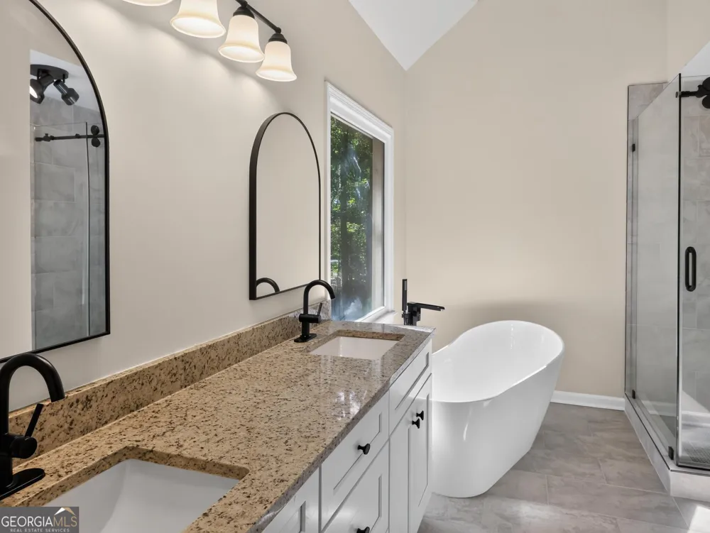2240 Whispering Pines LN McDonough, GA 30253