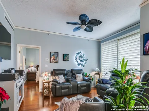 1 Towers Park Ln #316