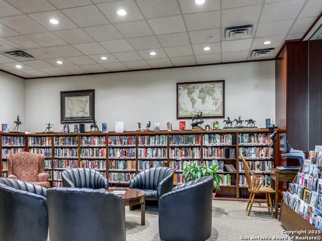 1 Towers Park Ln #316 San Antonio, TX 78209