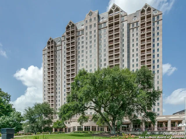 1 Towers Park Ln #316 San Antonio, TX 78209