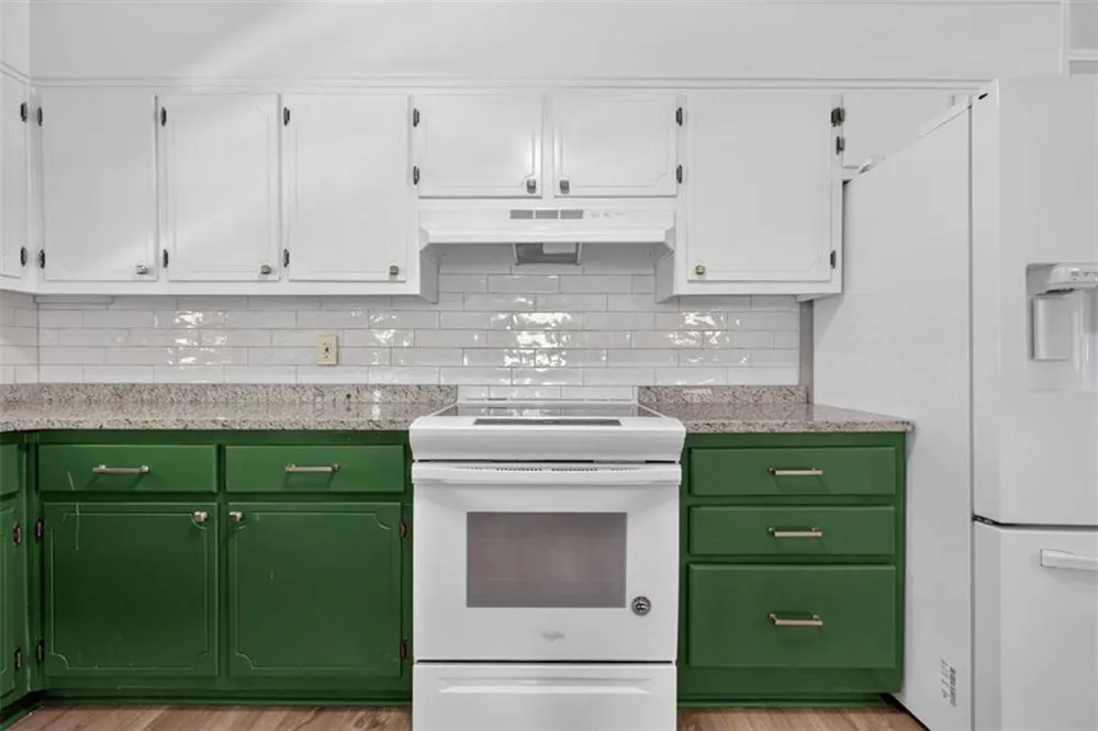 7375 BEAR MOUNTAIN ROAD Dawsonville, GA 30534
