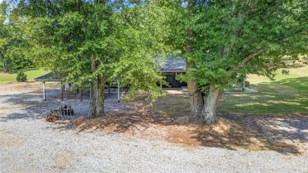 7375 BEAR MOUNTAIN ROAD Dawsonville, GA 30534