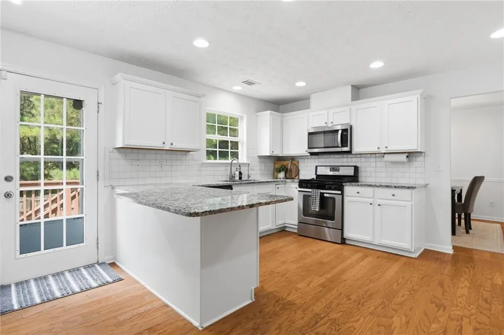 5492 Skylar Creek Lane Buford, GA 30518