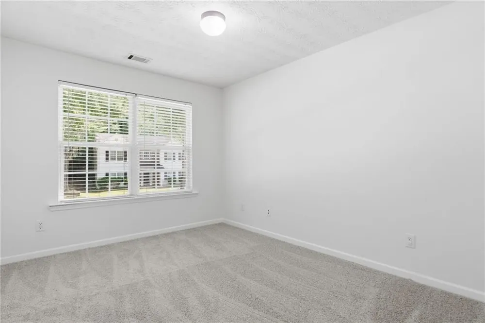 5492 Skylar Creek Lane Buford, GA 30518